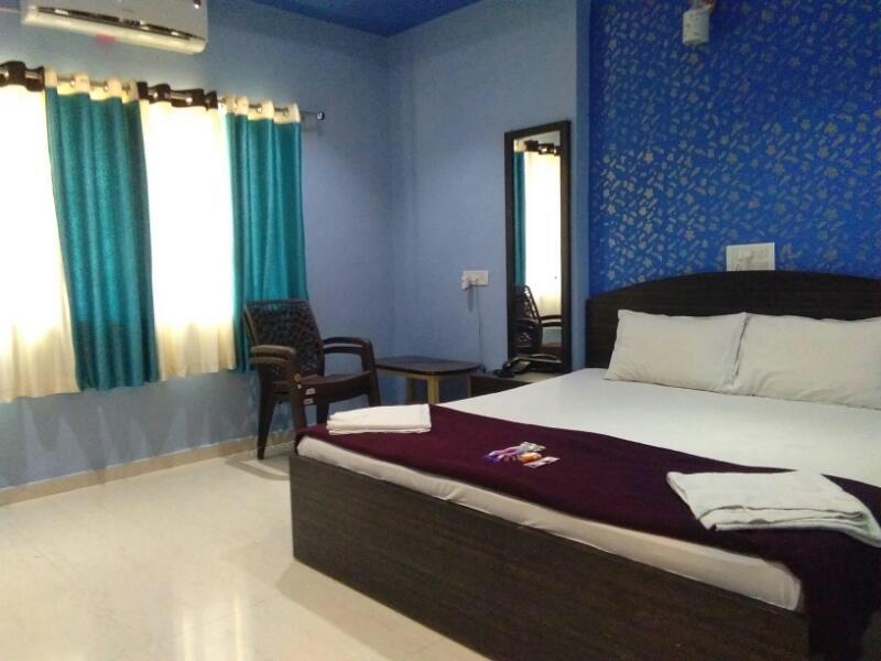 دامان Hotel Krisha المظهر الخارجي الصورة